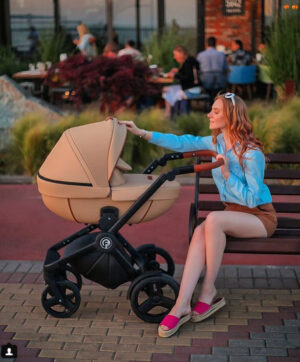 Krausman Passeggino 3 in 1 Topaz Lux Beige con Carrozzina, Parte sport e Seggiolino auto Design Made In Germany