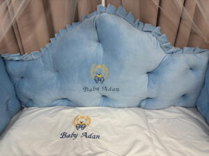 PEPPIbambini ROYAL Velvet Blue Biancheria da letto per bambini 11 pezzi, 100% Cotone con Ricamo - immagine 8