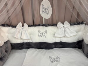 PEPPIbambini ROYAL White Grey Velvet Biancheria da letto per bambini 11 pezzi, 100% Cotone con Ricamo - immagine 5