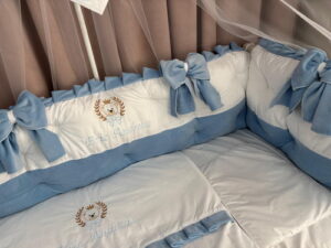 PEPPIbambini ROYAL White Blue Velvet Biancheria da letto per bambini 11 pezzi, 100% Cotone con Ricamo - immagine 6