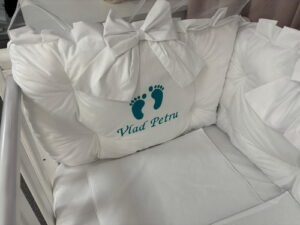 PEPPIbambini ROYAL White Velvet Biancheria da letto per bambini 11 pezzi, 100% Cotone con Ricamo - immagine 5