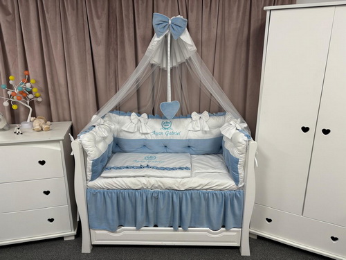 PEPPIbambini ROYAL White Blue Velvet Biancheria da letto per bambini 11 pezzi, 100% Cotone con Ricamo