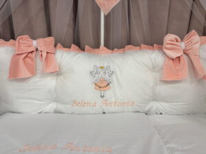 PEPPIbambini ROYAL White Somon Velvet Biancheria da letto per bambini 11 pezzi, 100% Cotone con Ricamo - immagine 6