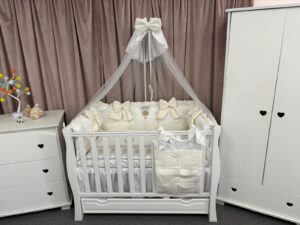 PEPPIbambini ROYAL White Velvet Biancheria da letto per bambini 11 pezzi, 100% Cotone con Ricamo - immagine 5