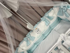 PEPPIbambini ROYAL White Mint Biancheria da letto per bambini 11 pezzi, 100% Cotone con Ricamo - immagine 2