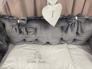 PEPPIbambini ROYAL Grey Velvet Biancheria da letto per bambini 11 pezzi, 100% Cotone con Ricamo - immagine 8