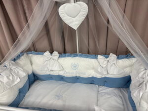 PEPPIbambini ROYAL White Blue Velvet Biancheria da letto per bambini 11 pezzi, 100% Cotone con Ricamo - immagine 2